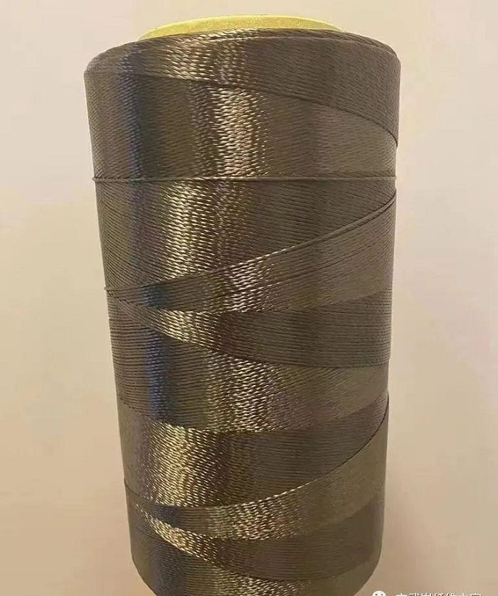 4(001)